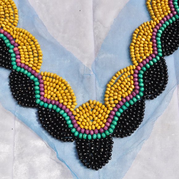 Vintage Trims 6Pcs for $10 Vintage Trims embroidered and beaded Applique tops - Picture 3 of 5